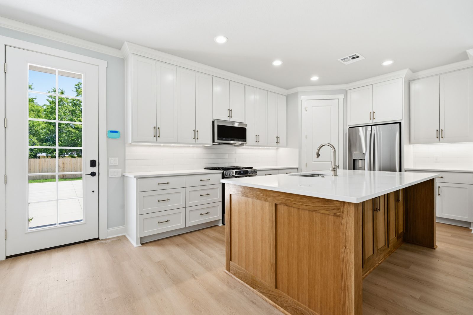 2120 S 4th St., Waco TX: photo 6 of 11