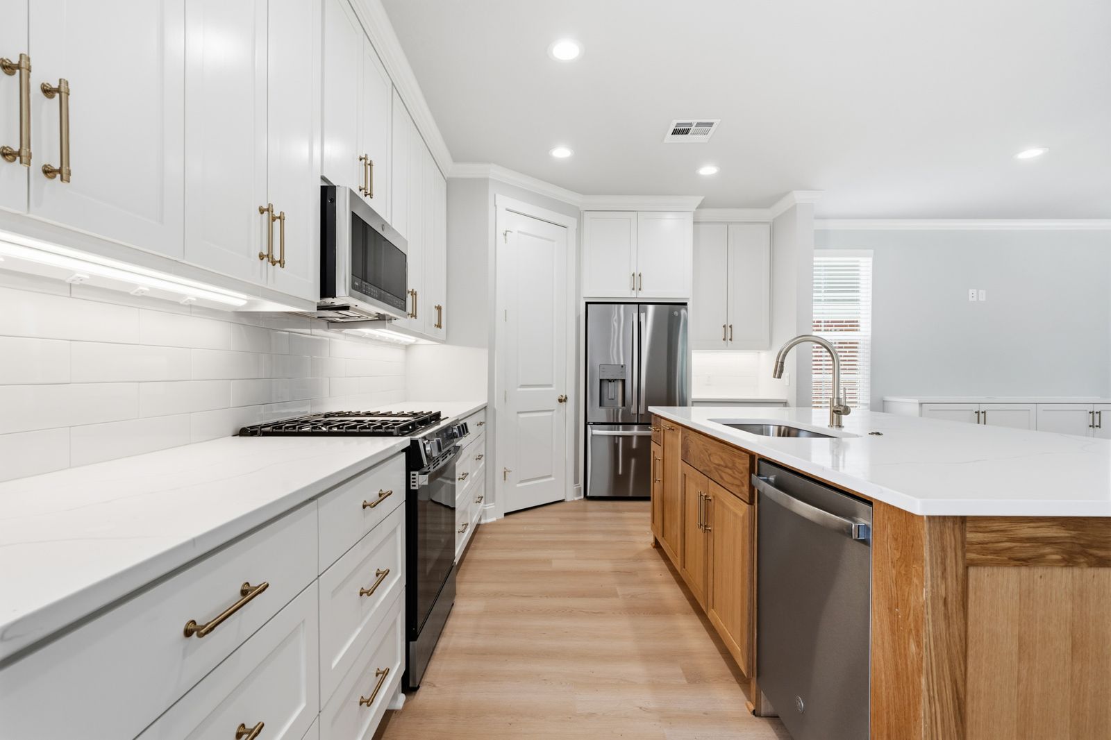 2120 S 4th St., Waco TX: photo 7 of 11